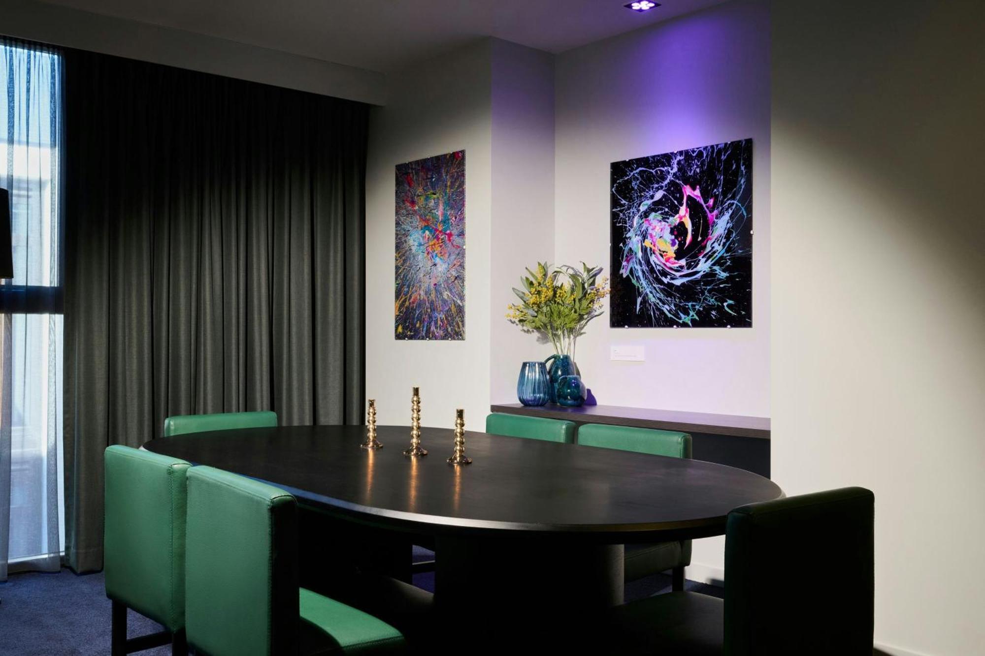 Midnight Hotel, Autograph Collection Canberra